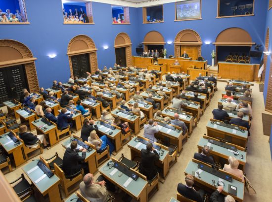 XIII Riigikogu ja 20. Augusti Klubi pidulik ühisistung